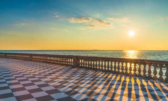 Uno dei luoghi più suggestivi di Livorno: Terrazza Mascagni Scopri uno dei luoghi più belli di Livorno