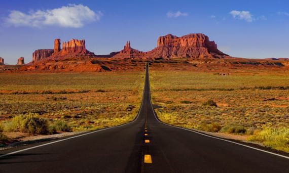 La Monument Valley, la meta da sogno per gli amanti del Far West americano Parti alla scoperta della Monument Valley