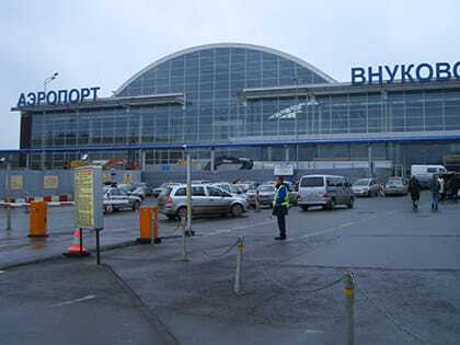 Noleggio auto all'aeroporto di Mosca Vnukovo